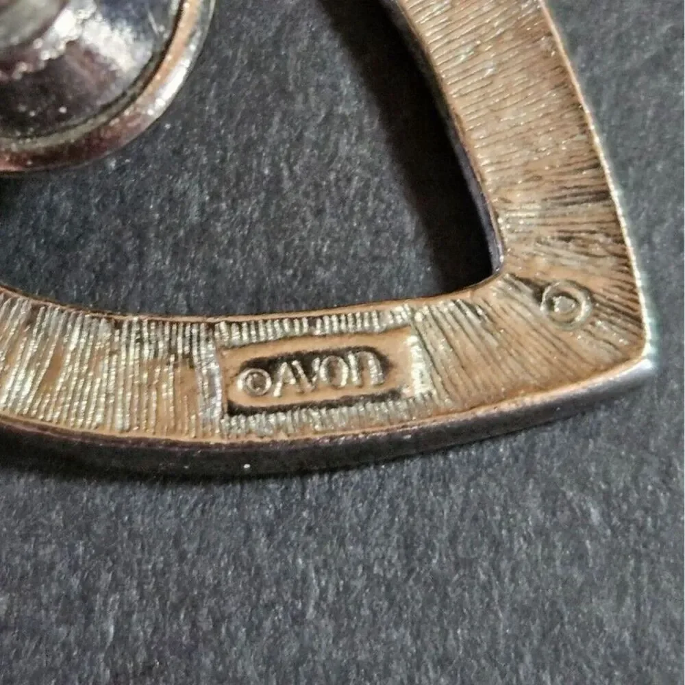 Avon pretty silver